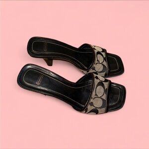 Vintage Coach Black Women's Kitten Heel
